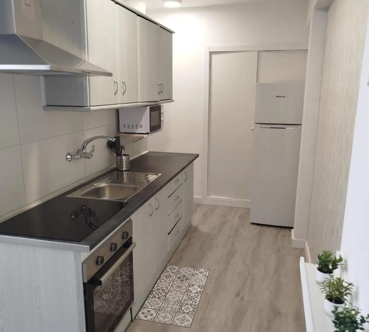 El Caprichito - Fantastico Piso Reformado A 20 Metros De La Playa Apartment Almeria