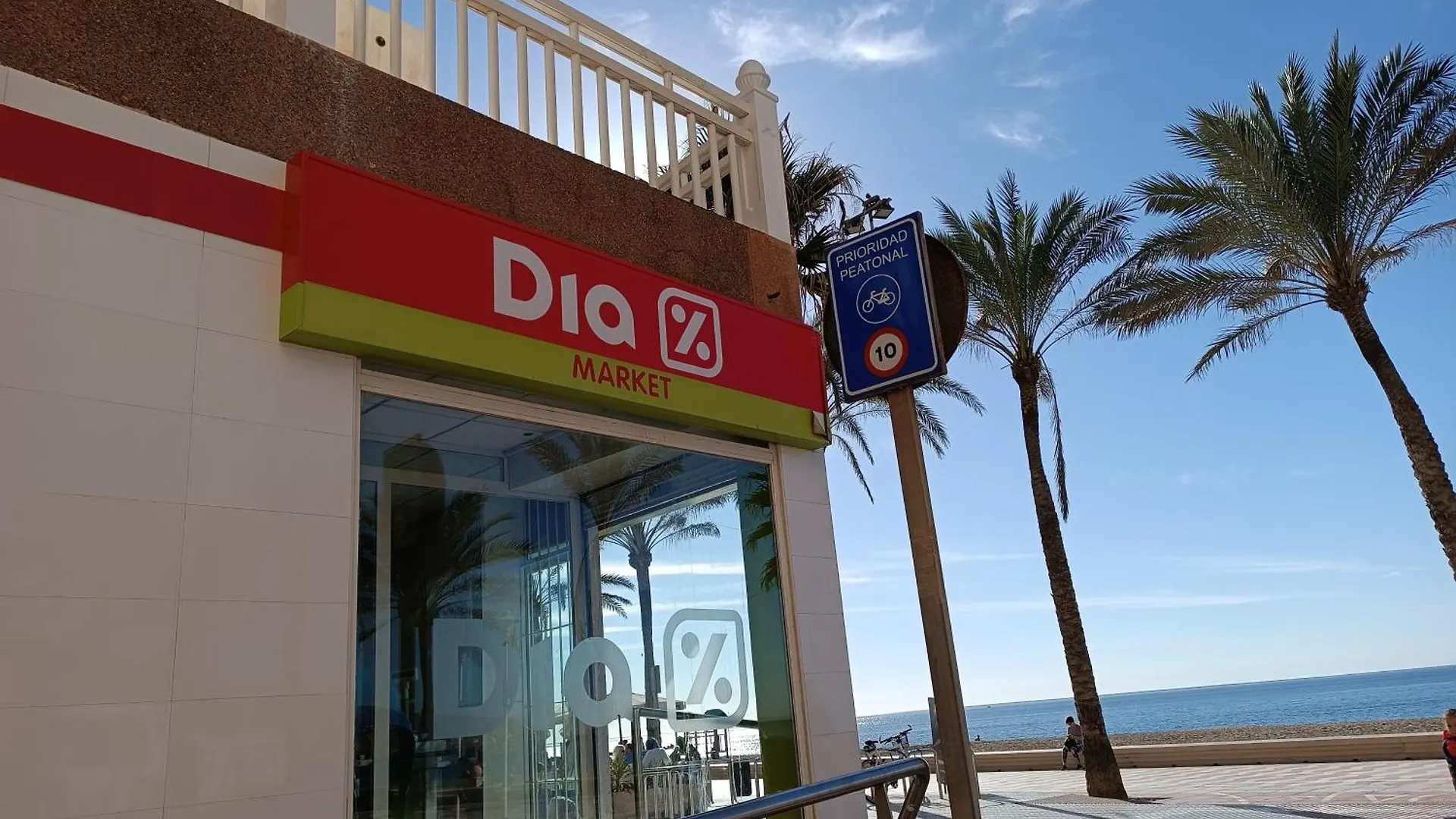 El Caprichito - Fantastico Piso Reformado A 20 Metros De La Playa Apartment Almeria