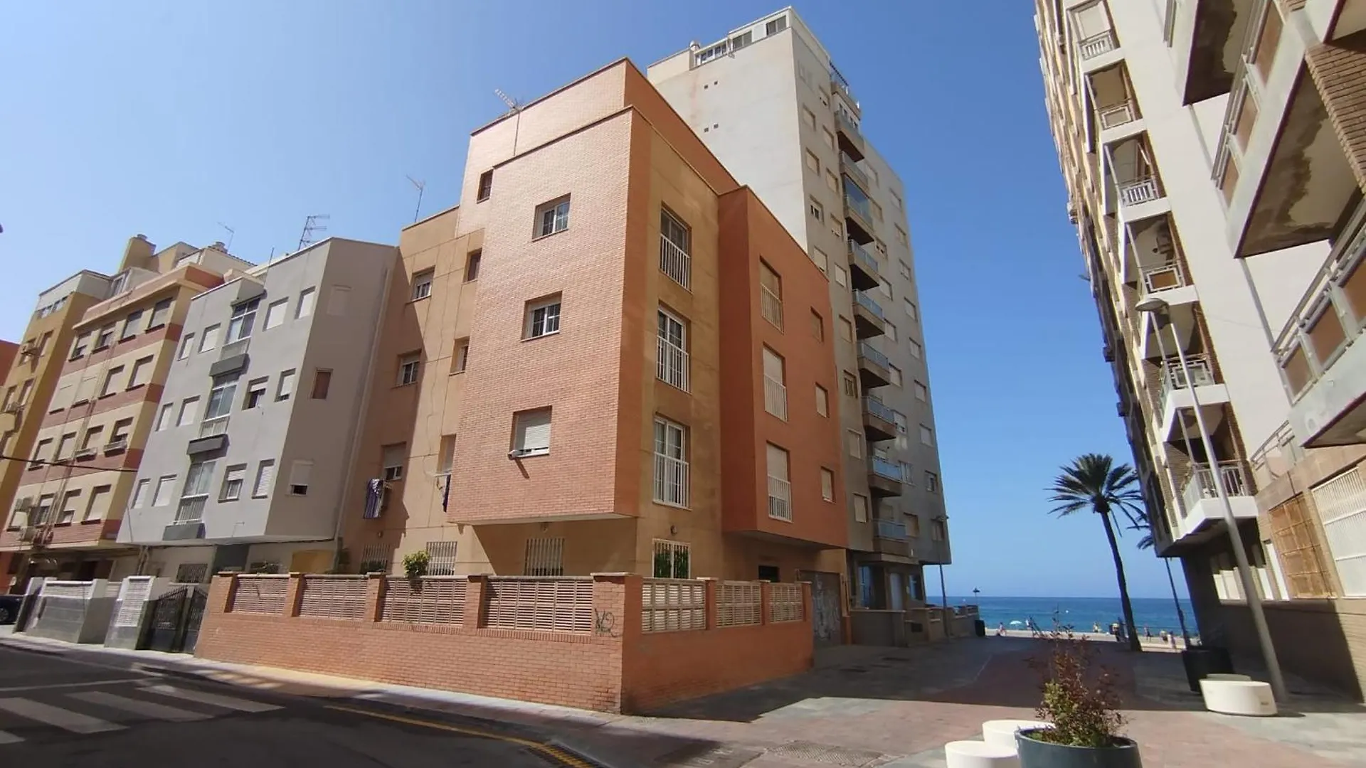 El Caprichito - Fantastico Piso Reformado A 20 Metros De La Playa Apartment Almeria Spain