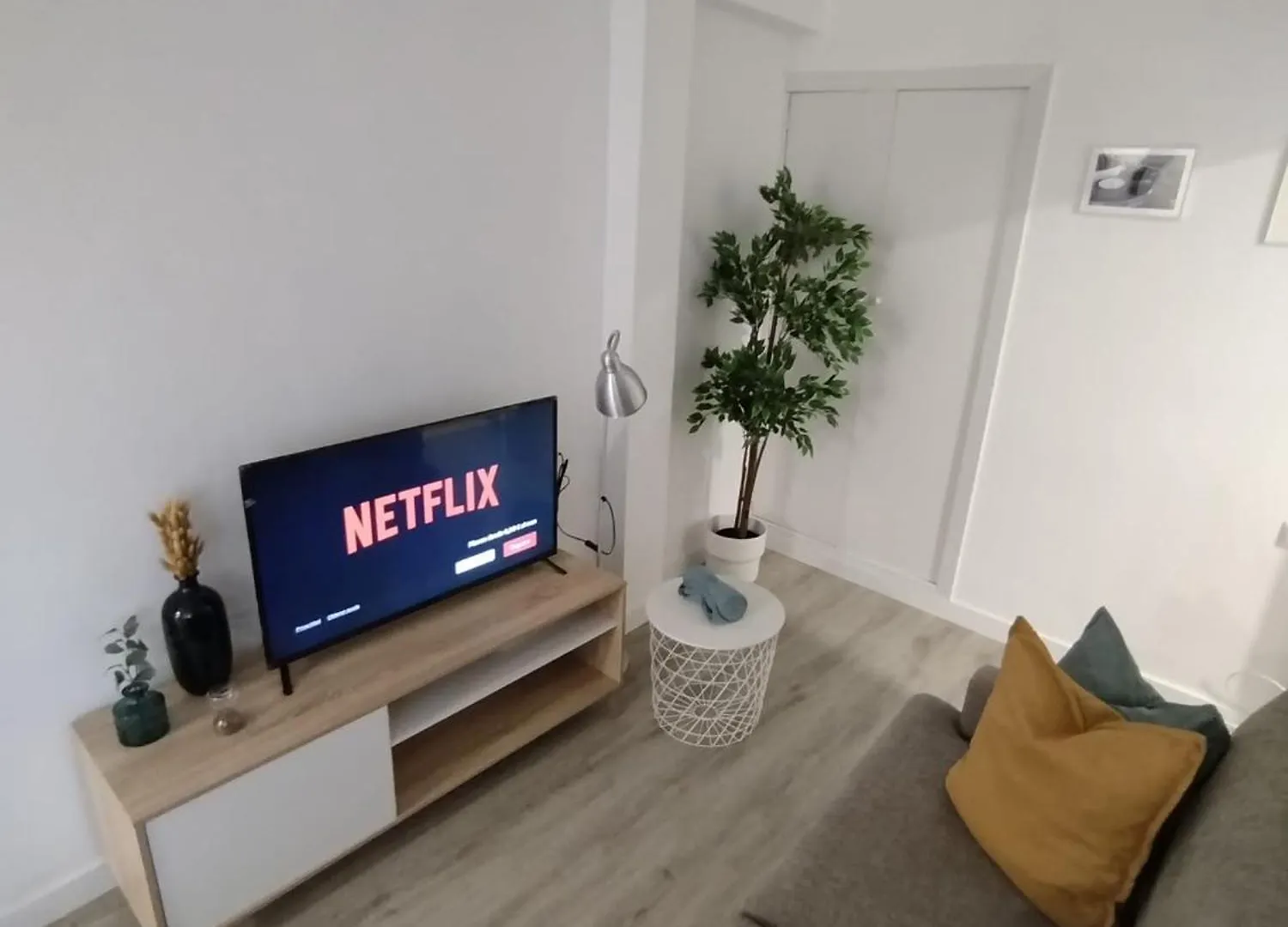 El Caprichito - Fantastico Piso Reformado A 20 Metros De La Playa Apartment Almeria